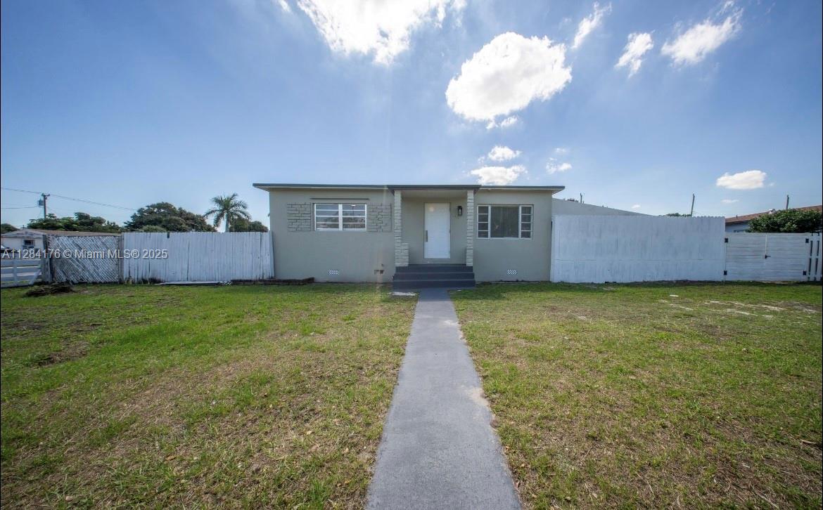 782 E 37th St, Hialeah, FL 33013