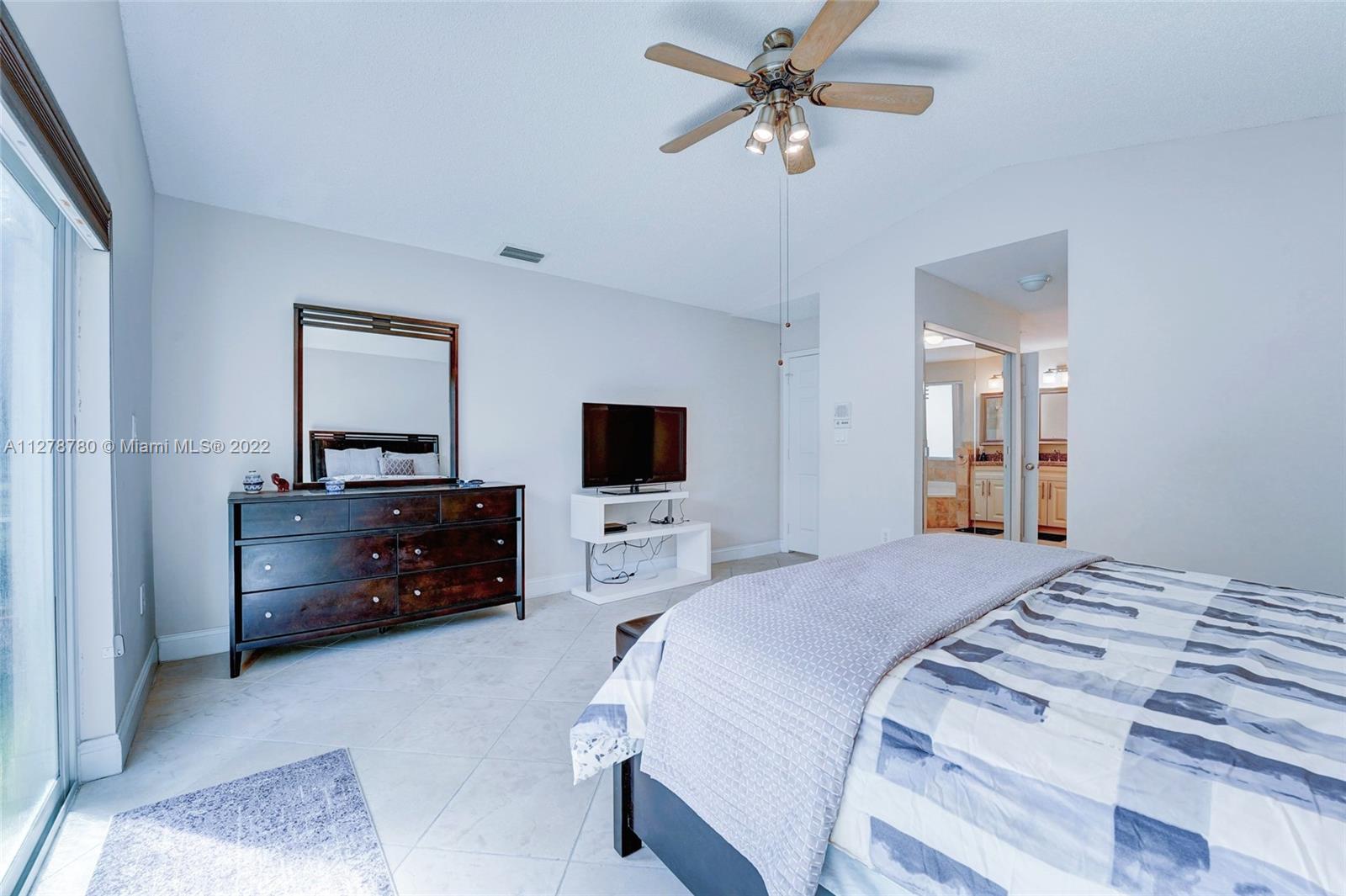 Listing Photo 26