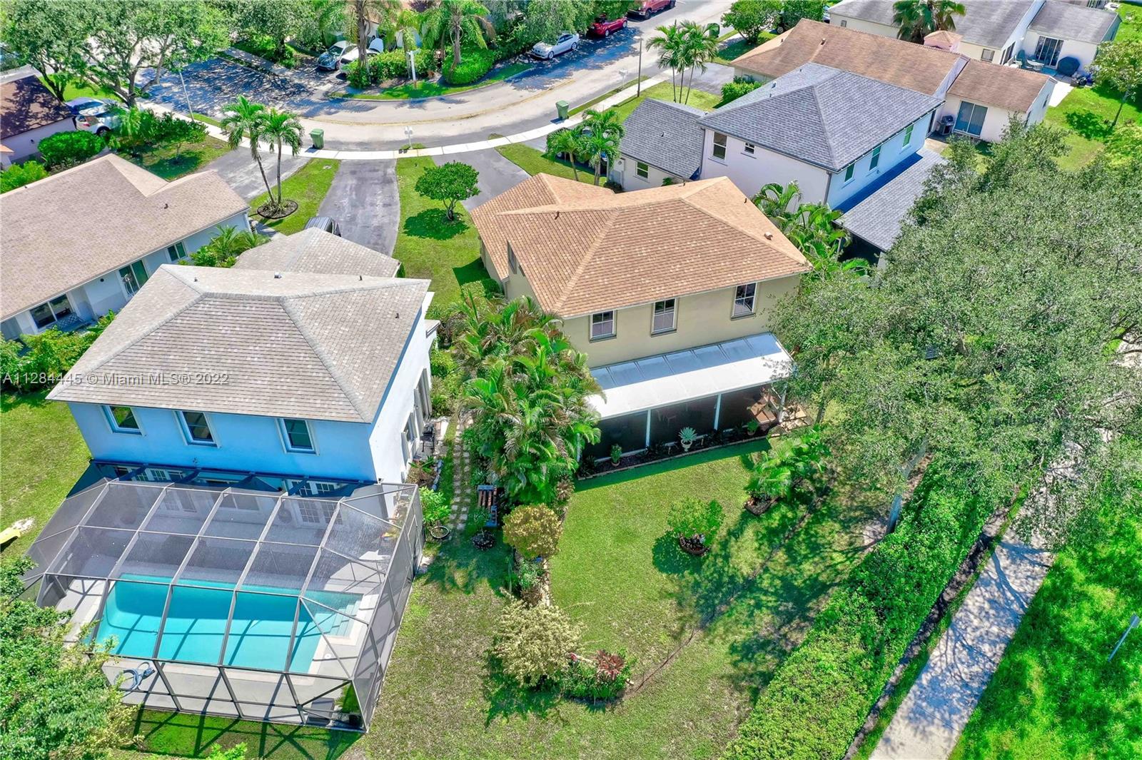 Listing Photo 12