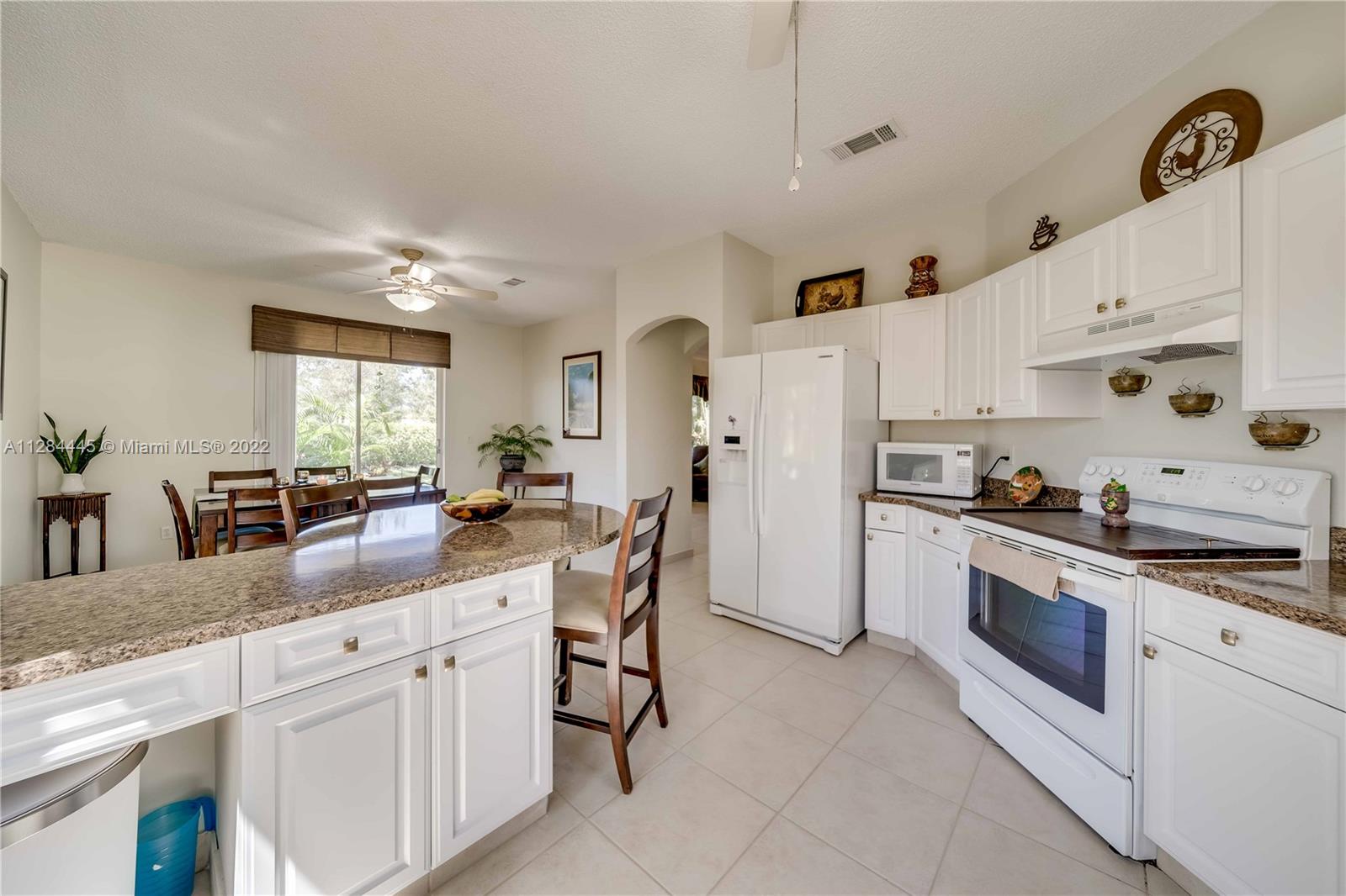 Listing Photo 15