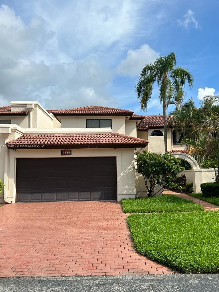 Doral Estates Single Family Homes, Condos Miami Real Estate
