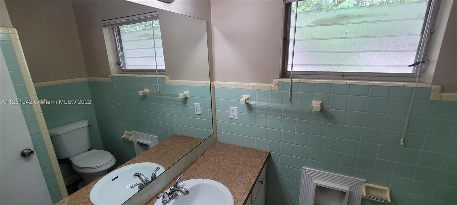 Listing Photo 11