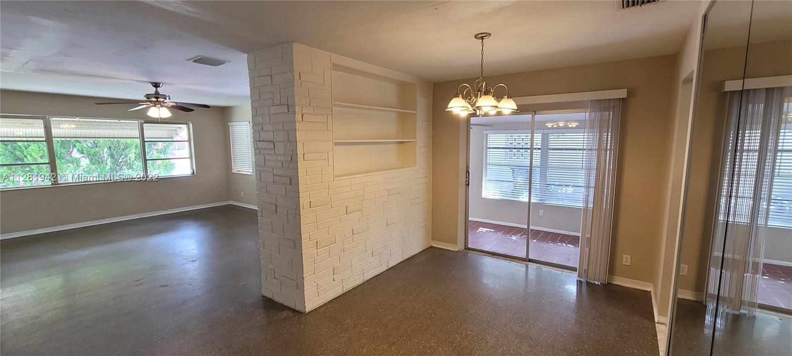 Listing Photo 12
