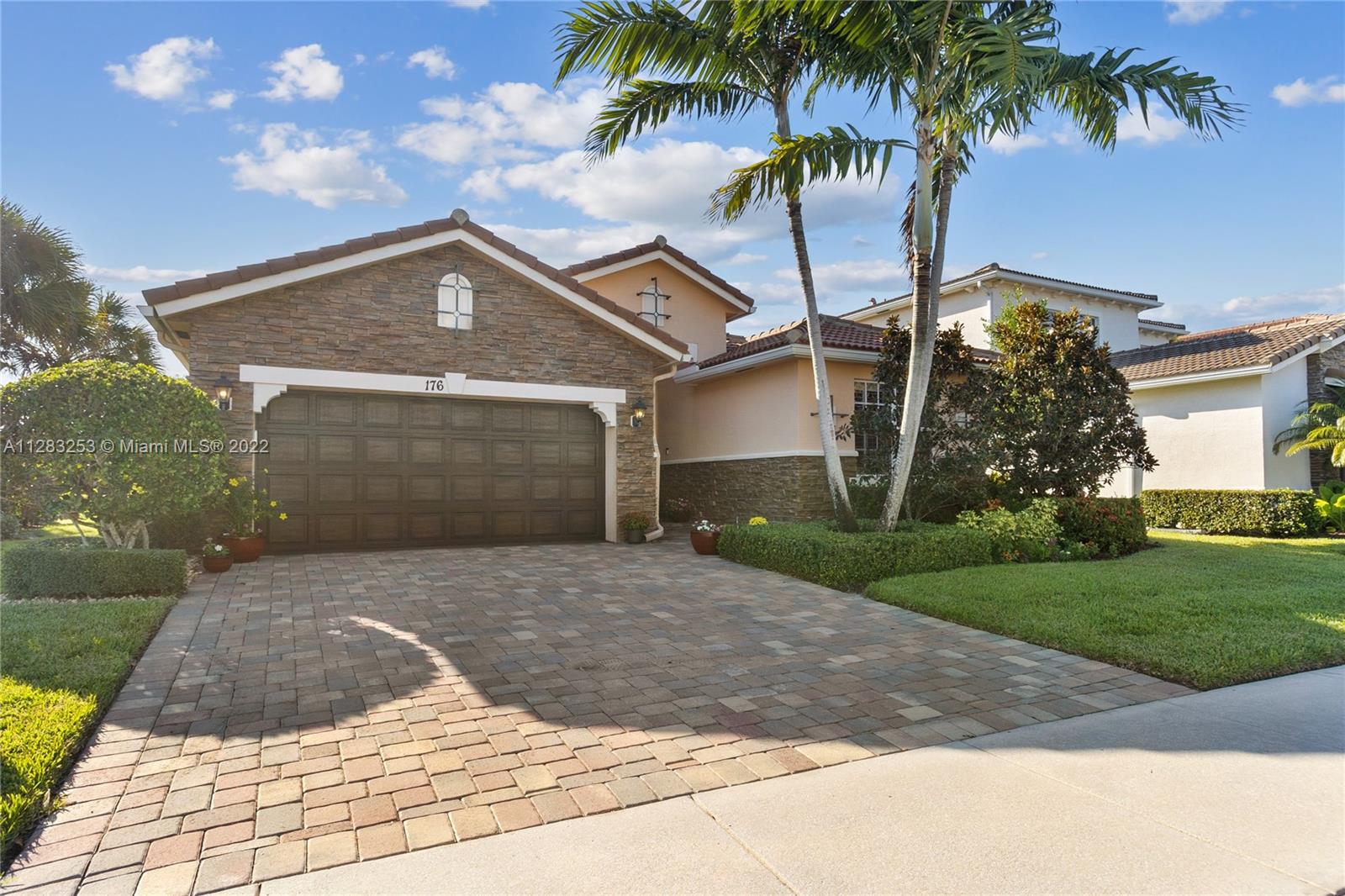 176  Andros Harbour Pl  For Sale A11283253, FL