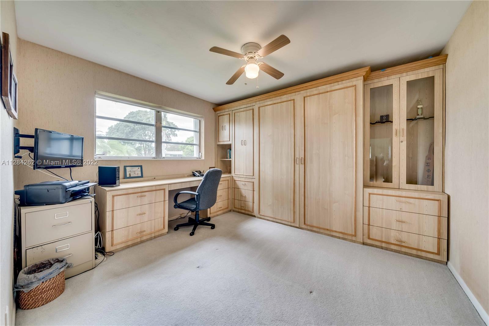 Listing Photo 11