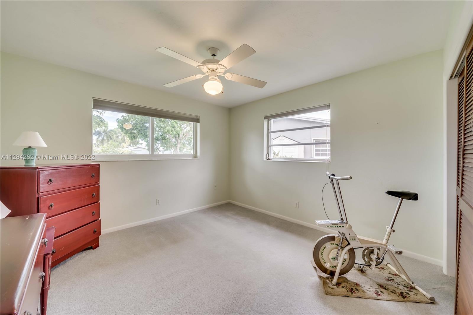 Listing Photo 7