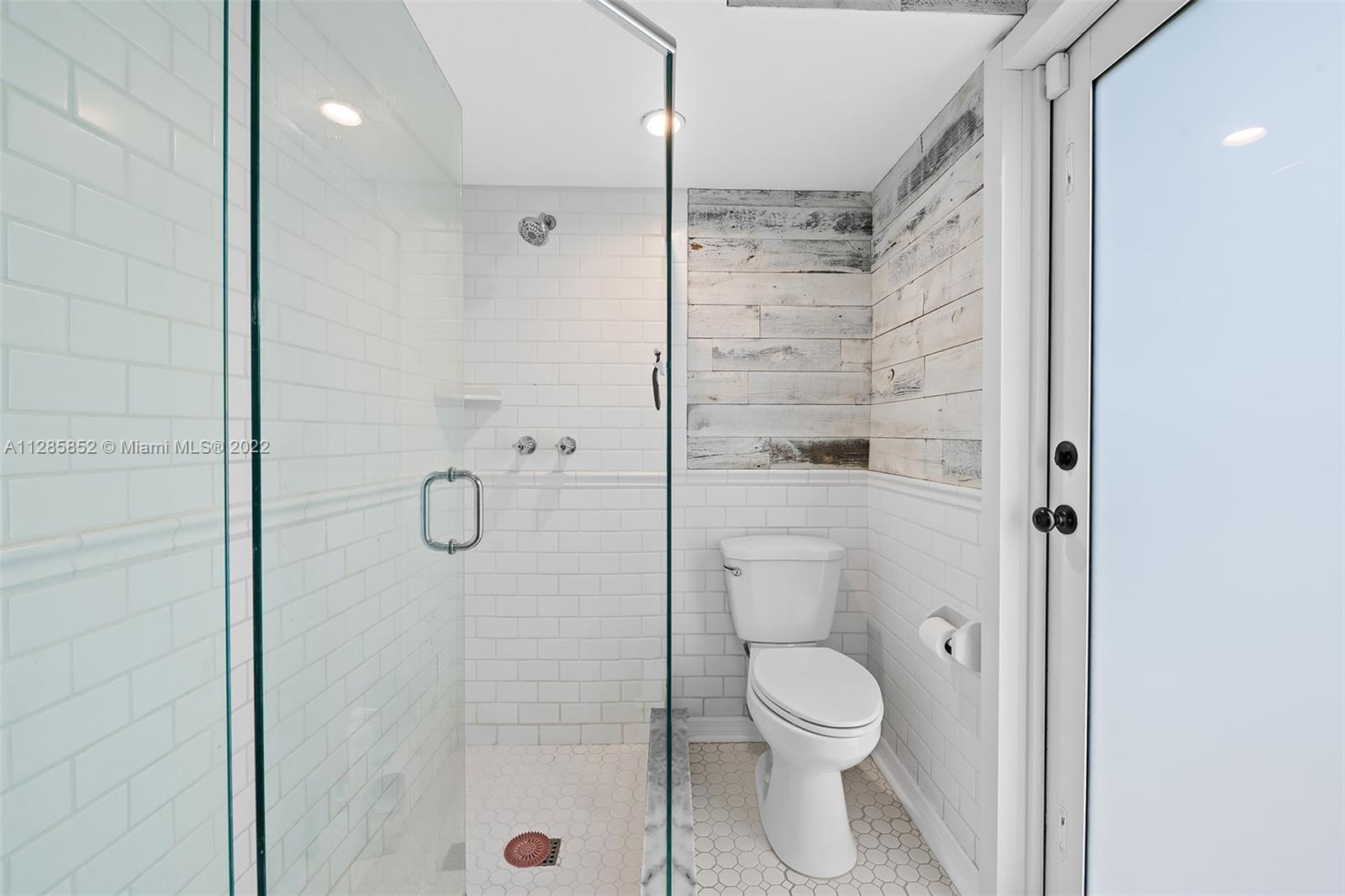 Listing Photo 18