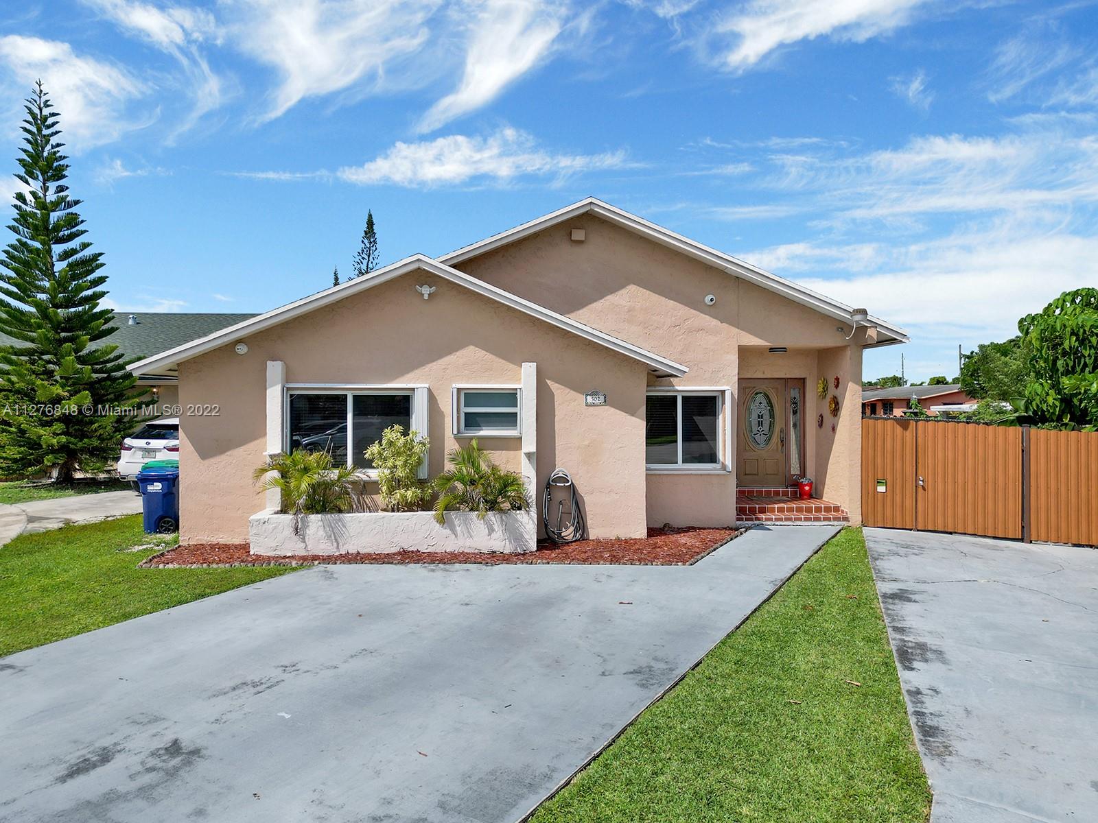 Photo 1 of 502 99th Pl in Miami - MLS A11276848