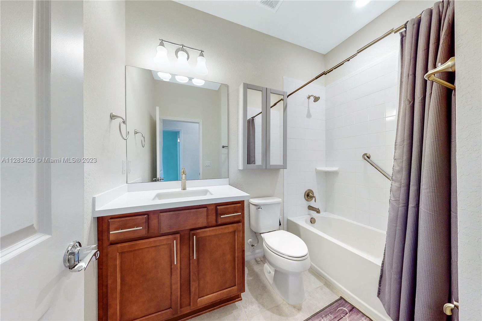 Listing Photo 23