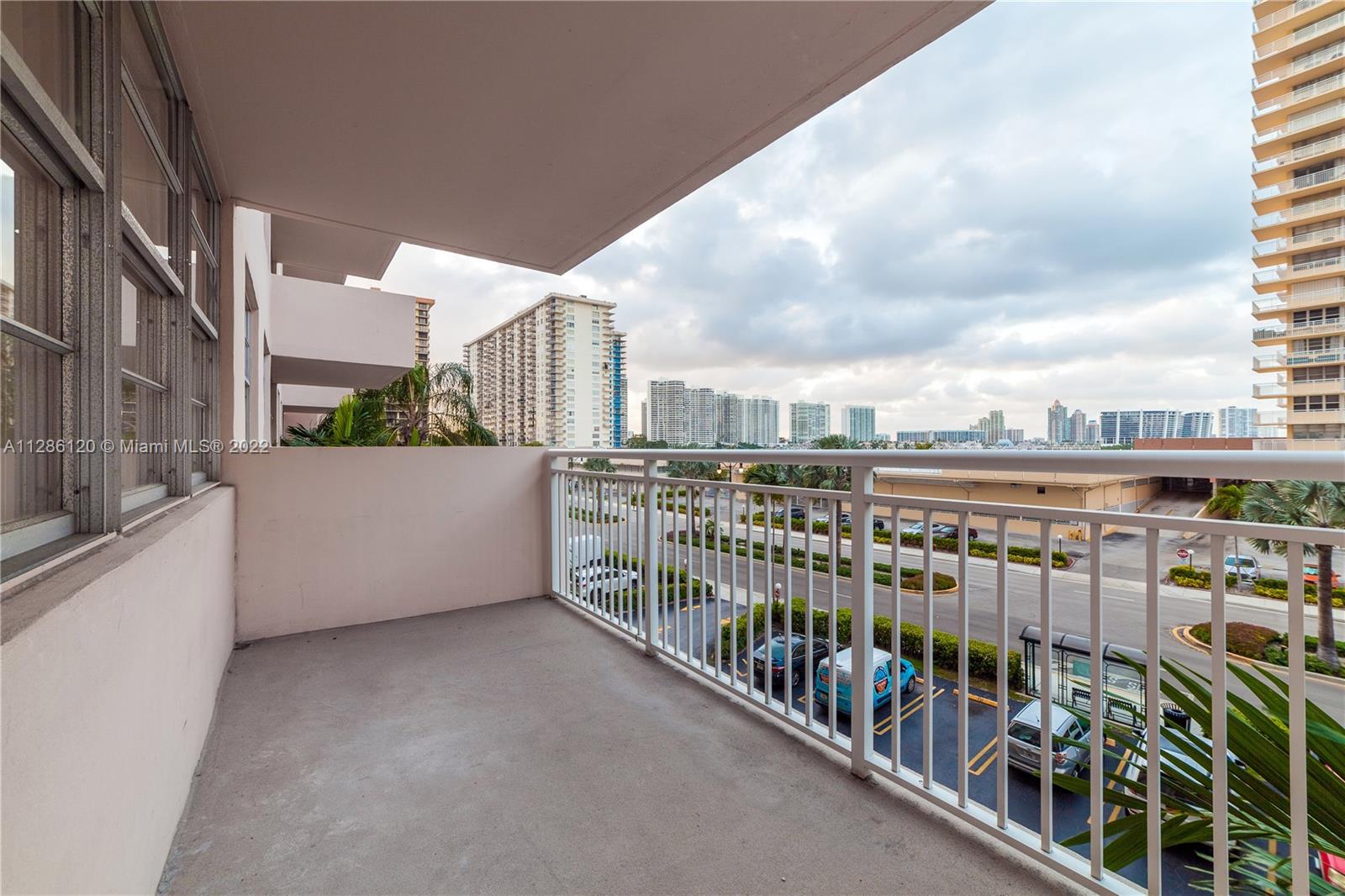 250  174th St #312 For Sale A11286120, FL