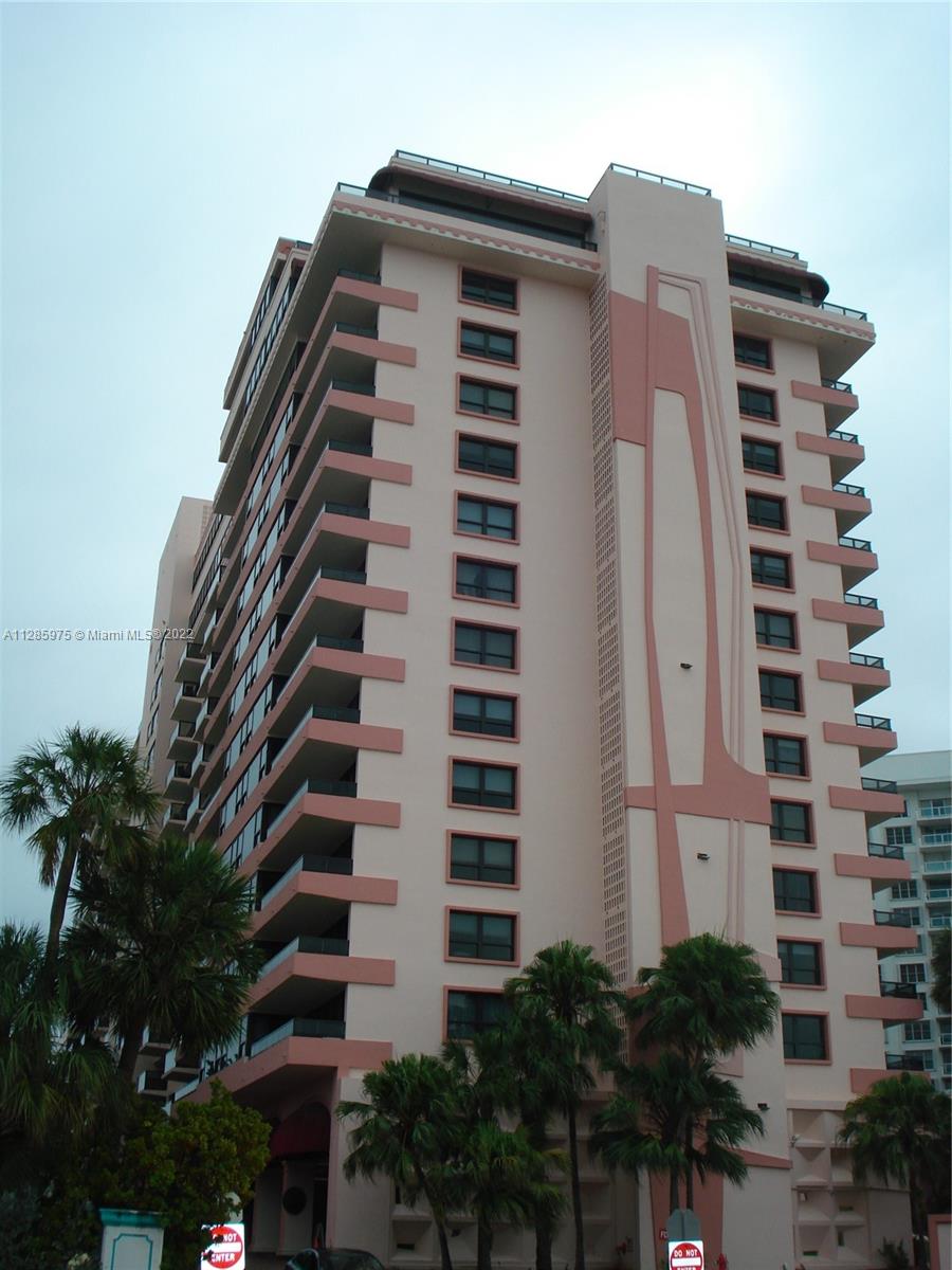 Photo 2 of The Alexander Condo Apt 1414 in Miami Beach - MLS A11285975