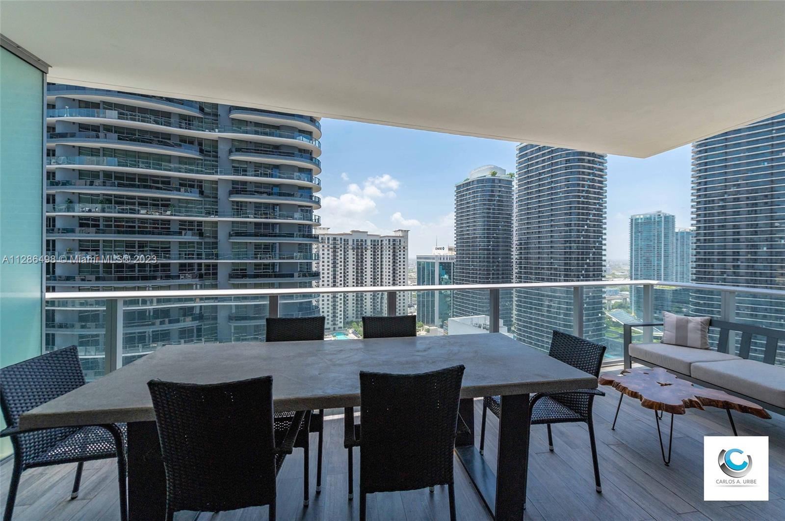 Spectacular Unfurnished corner unit 11 Line at 1010 Brickell Condo. Unit features: 1 bed + Enclosed Den, 1.5 baths, glass-enclosed shower, custom made closets, window treatments, wood like tile floors, 9-foot ceiling heights, top of the line Smeg appliances, & 1 Parking ! Live & play in this luxury building that offers: outdoor movie theatre, restaurant & swimming pool at 50th floor rooftop; Co-ed Hammam spa w cold & hot Jacuzzi, massage & treatments rooms, sauna & steam room at 12th floor; basketball & racquetball courts, running track, indoor heated swimming pool, fitness center, party room w kitchen, open terrace & barbeque, kids room w bowling, virtual golf simulator, ping-pong, among others. Excellent location next to public transportation, Brickell City Centre, & more.
