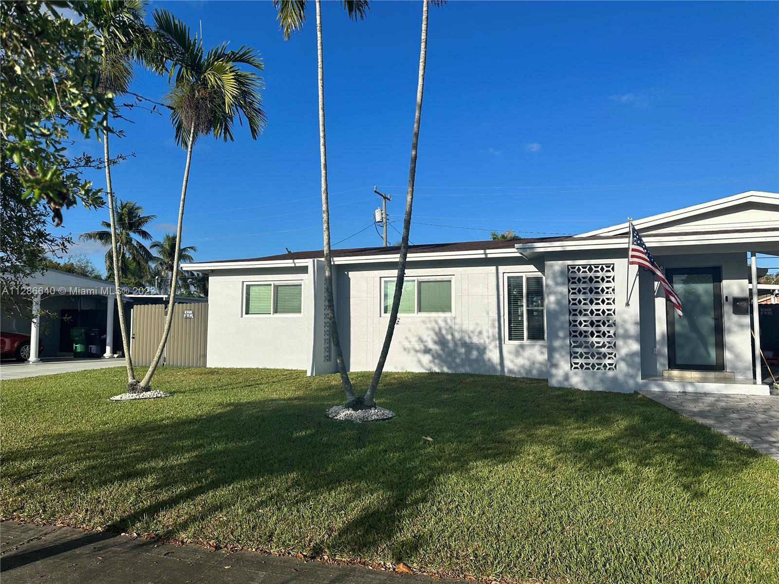 Photo 2 of 19650 Eagle Nest Rd in Cutler Bay - MLS A11286640
