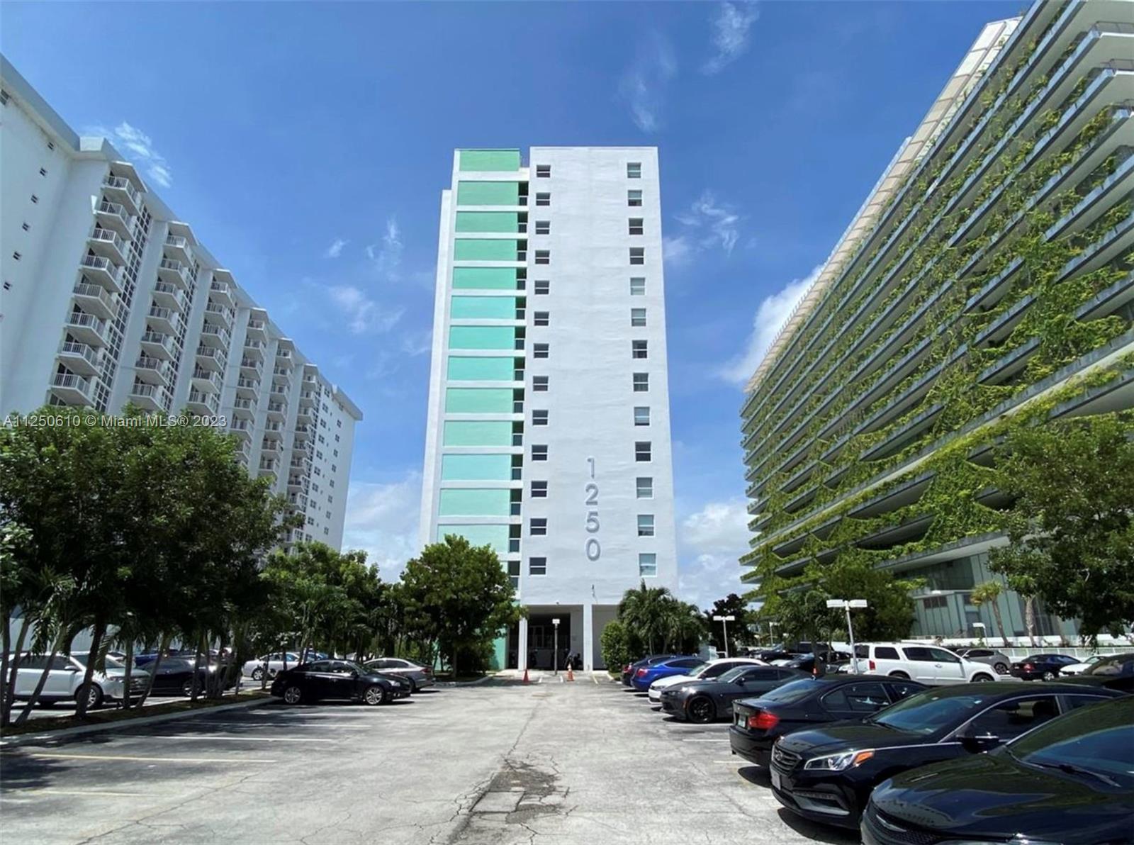 1250  West Ave #14L For Sale A11250610, FL
