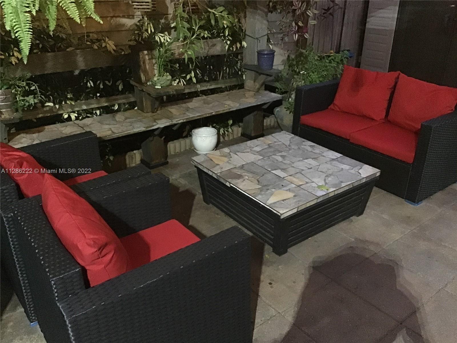 Listing Photo 17