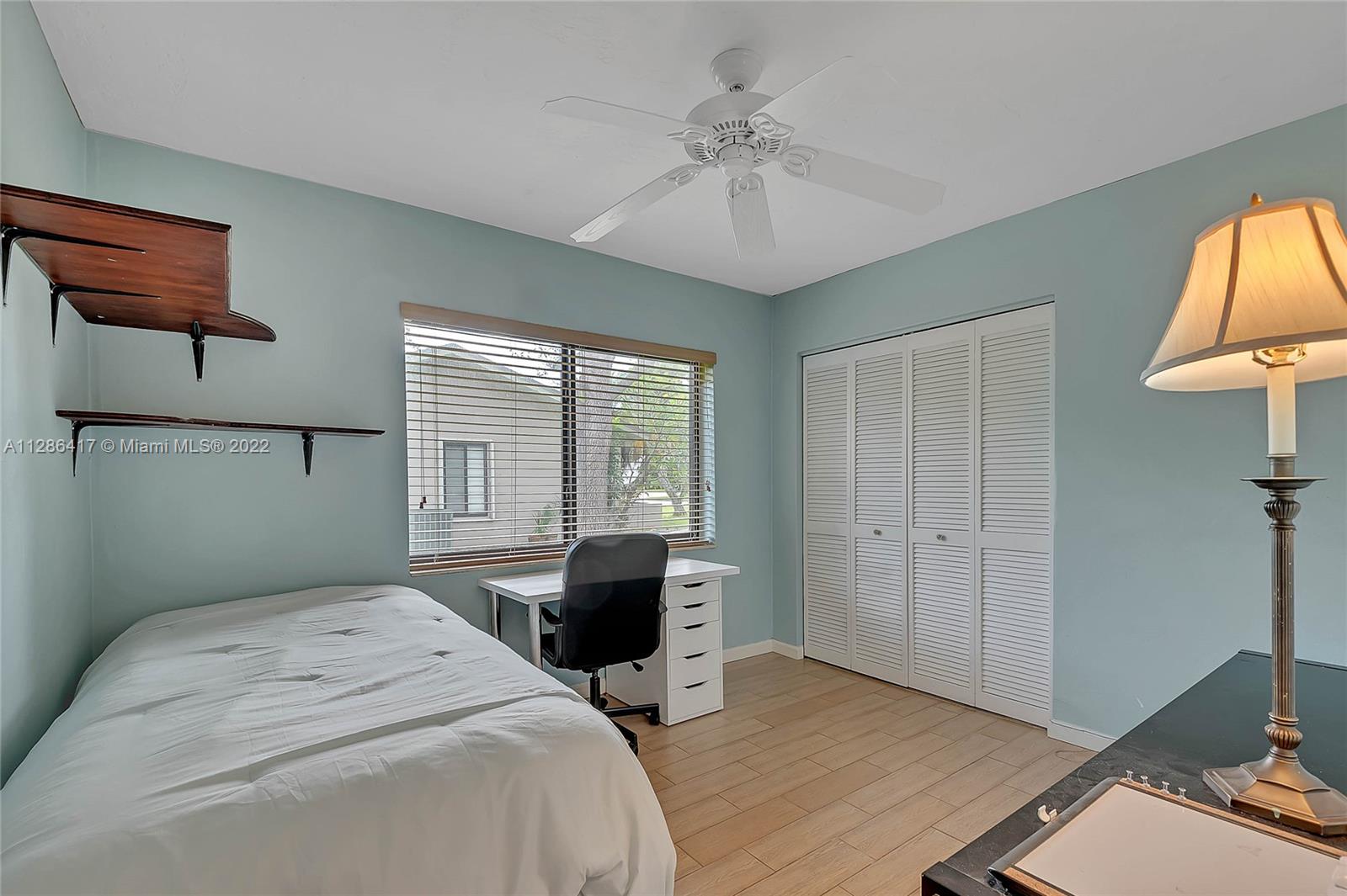 Listing Photo 17