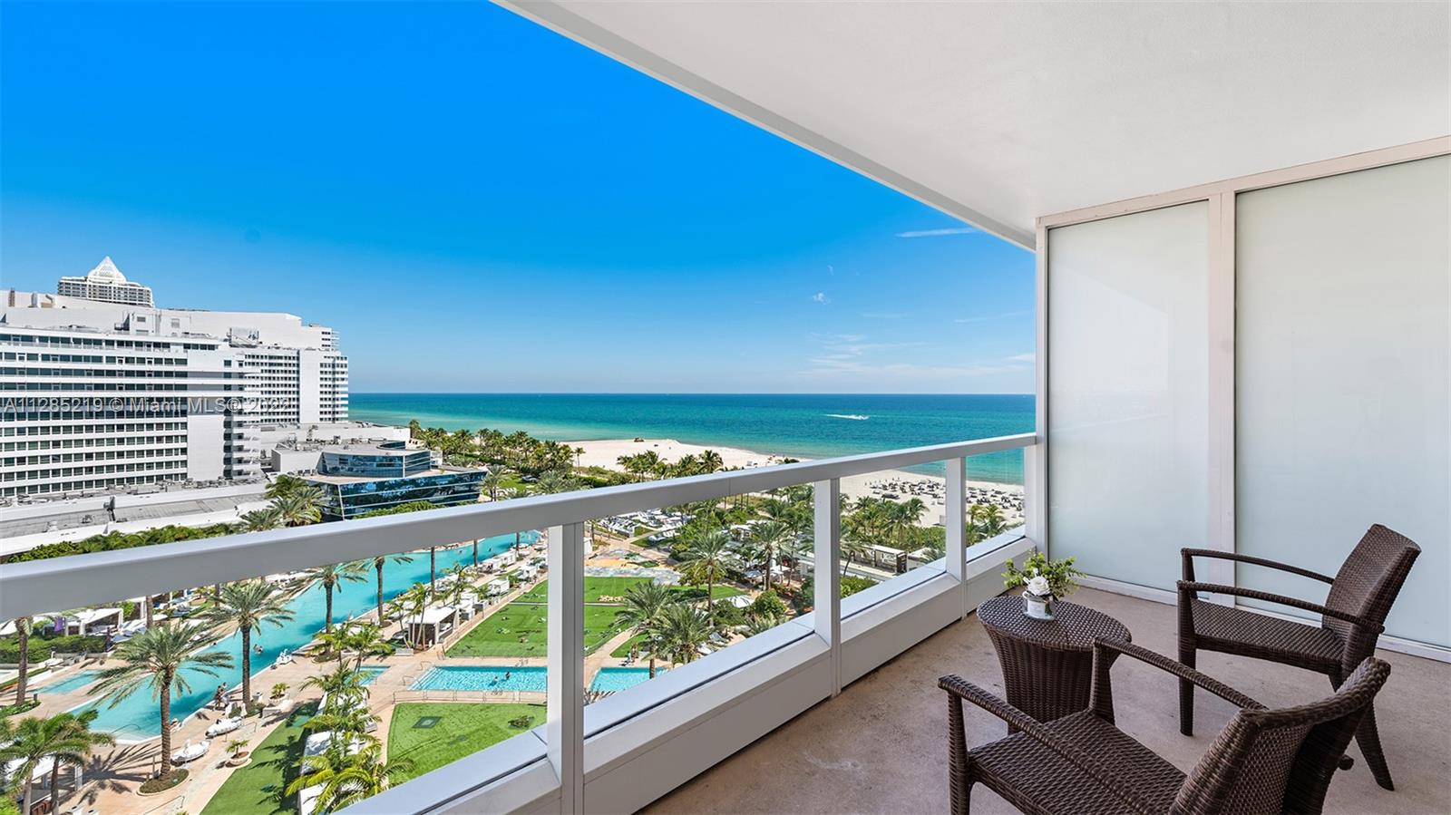 Photo 2 of Fontainebleau III Apt 1004 in Miami Beach - MLS A11285219