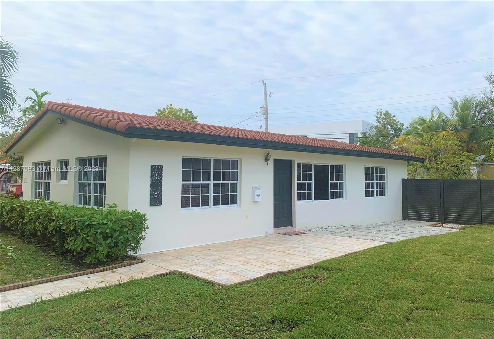 Photo 1 of 6341 36th St in Miami - MLS A11287593