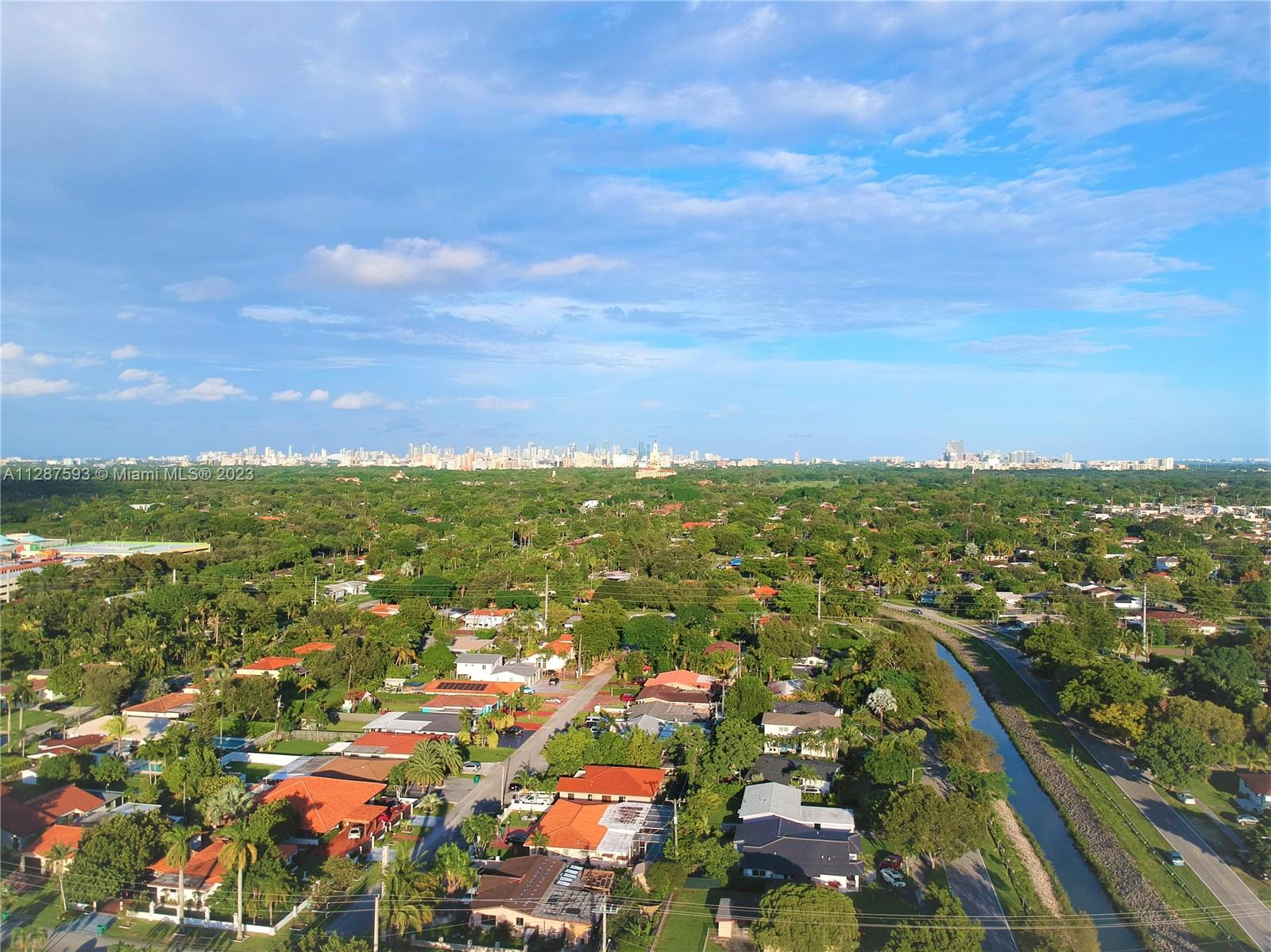 Photo 17 of 6341 36th St in Miami - MLS A11287593