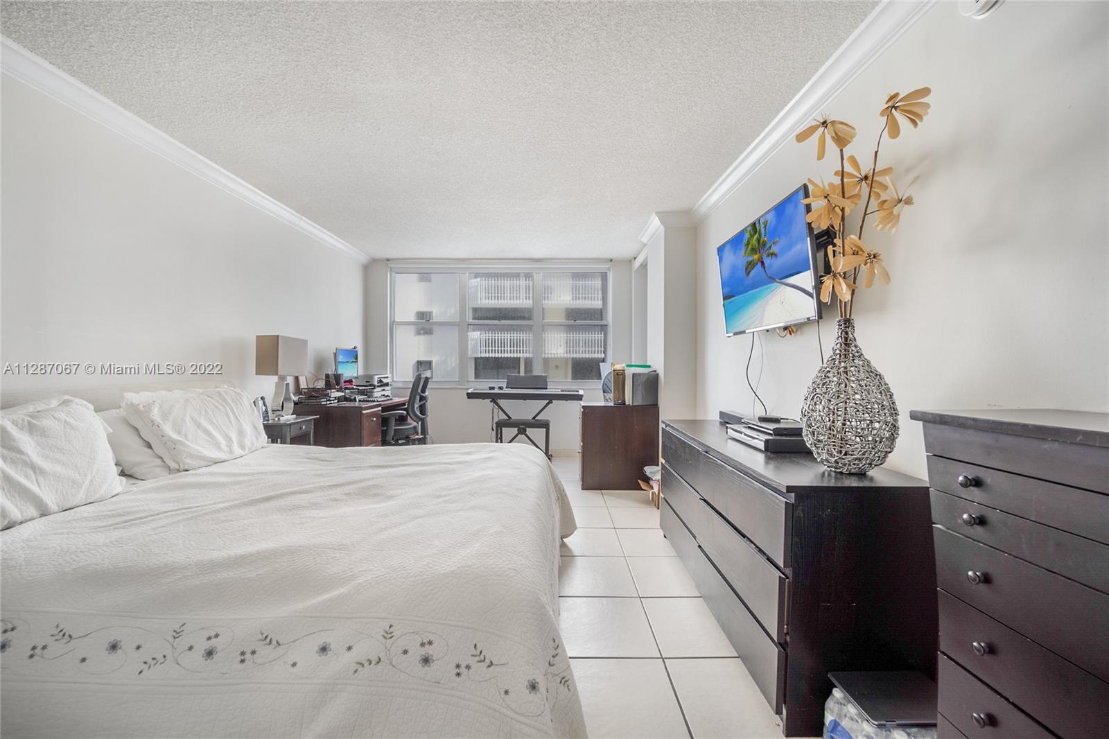 6039 Collins Ave #1507, Miami Beach, Florida image 12