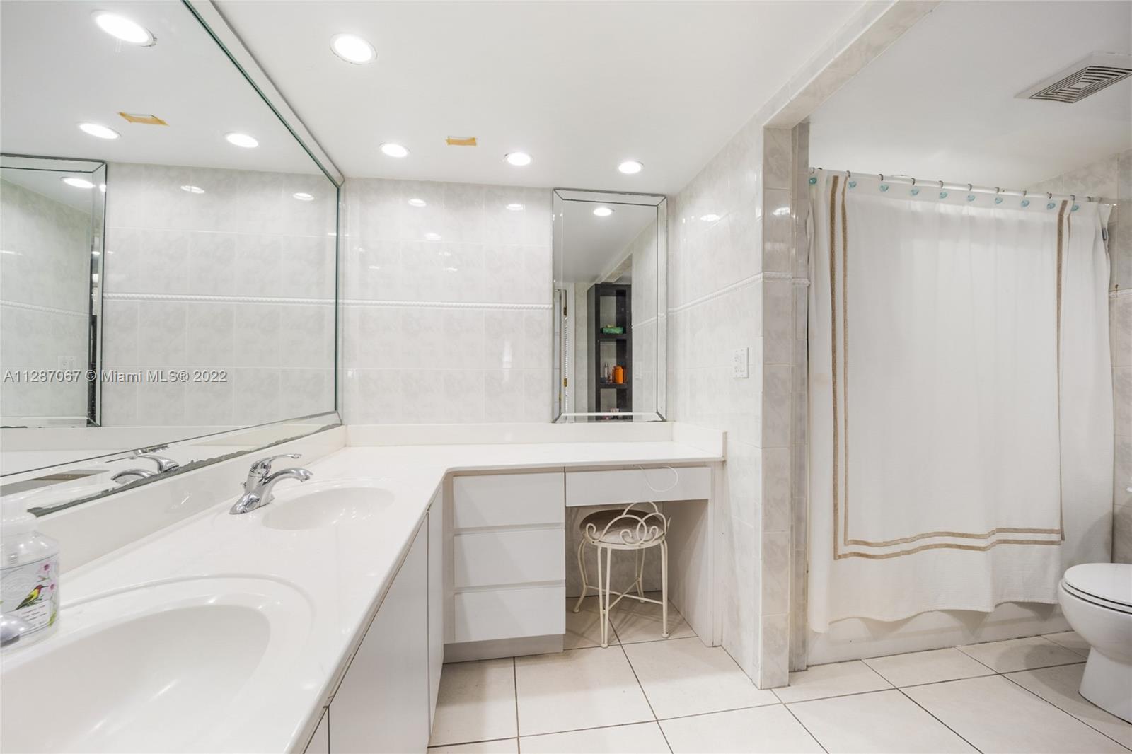 6039 Collins Ave #1507, Miami Beach, Florida image 17