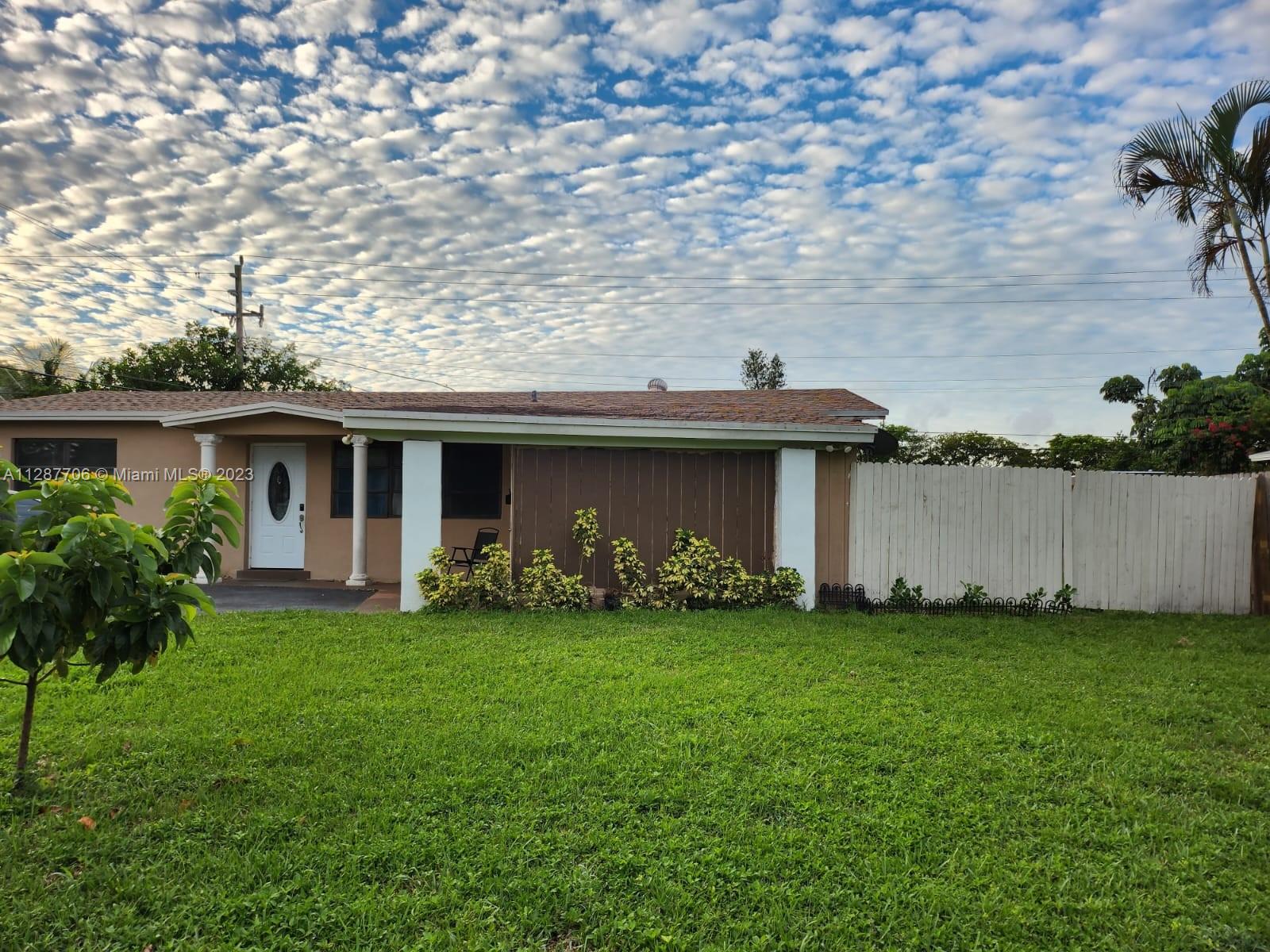 6814 12th St, Plantation, Florida 33313