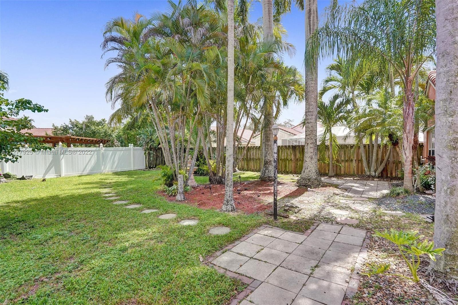 Listing Photo 11