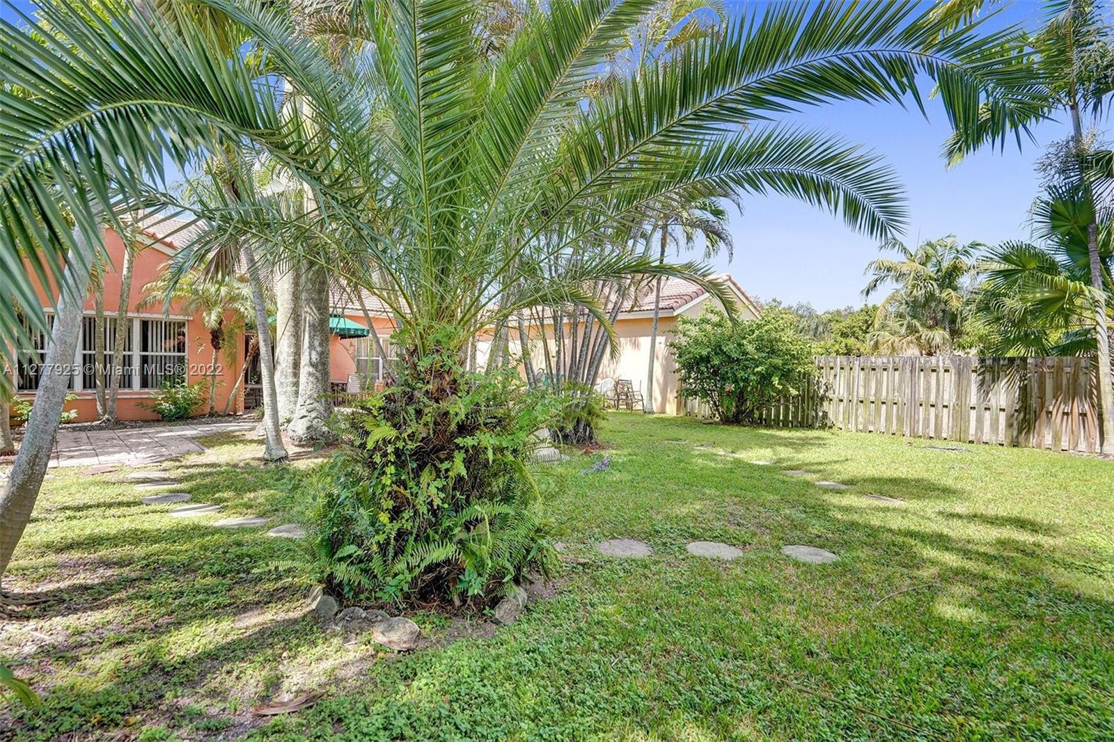 Listing Photo 12