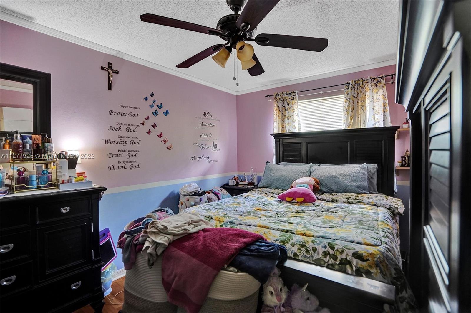 Listing Photo 17