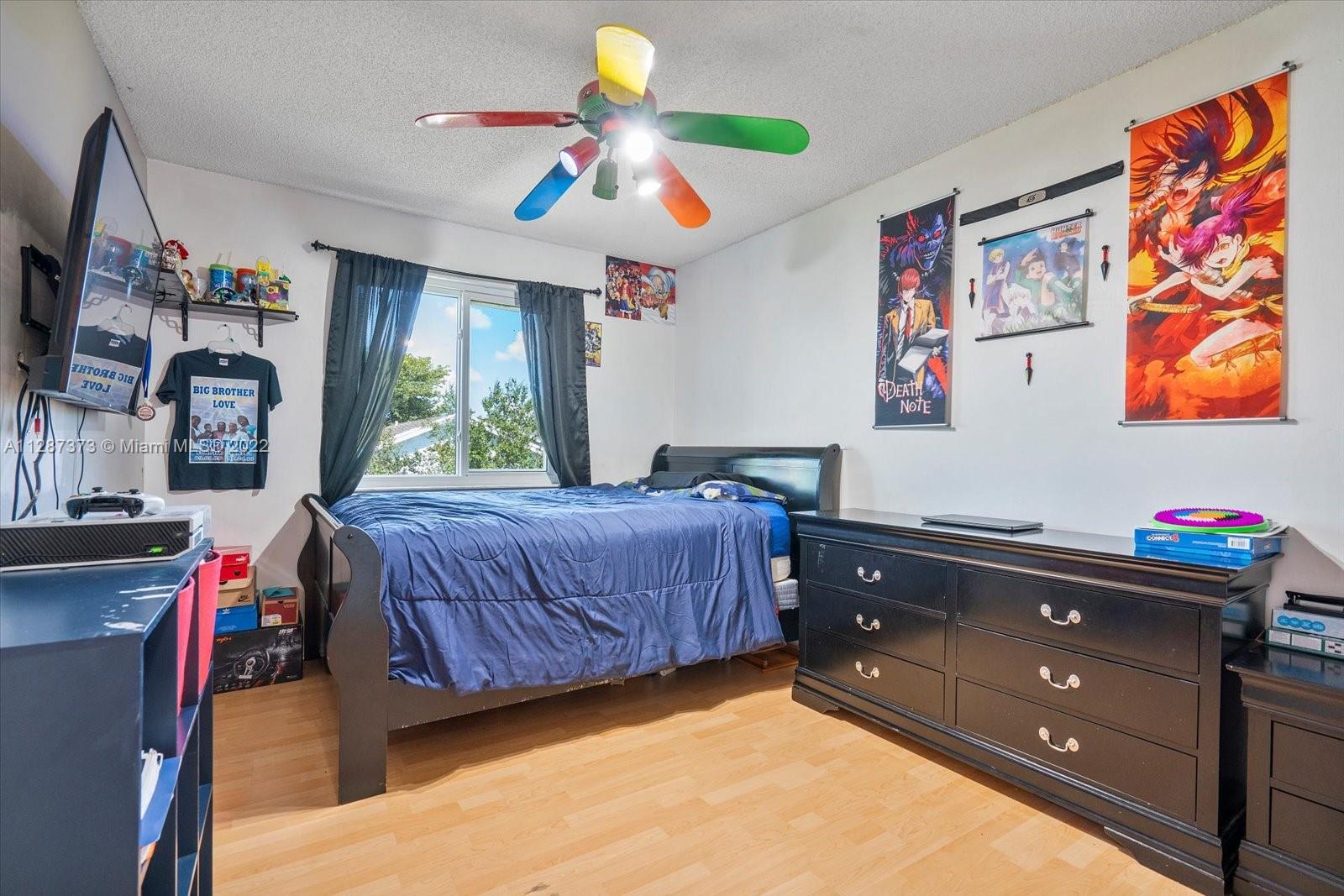 Listing Photo 18