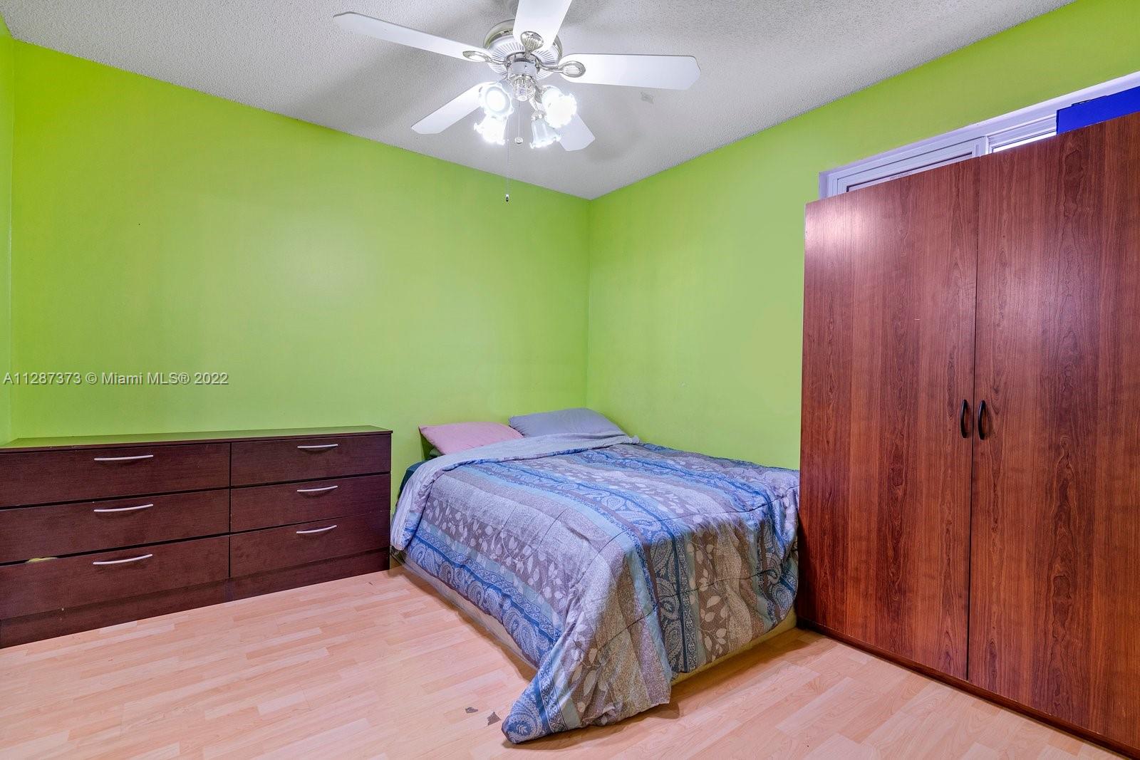 Listing Photo 21