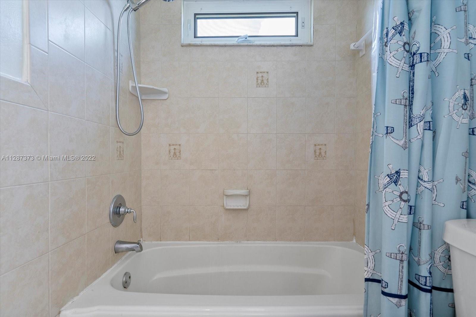 Listing Photo 23