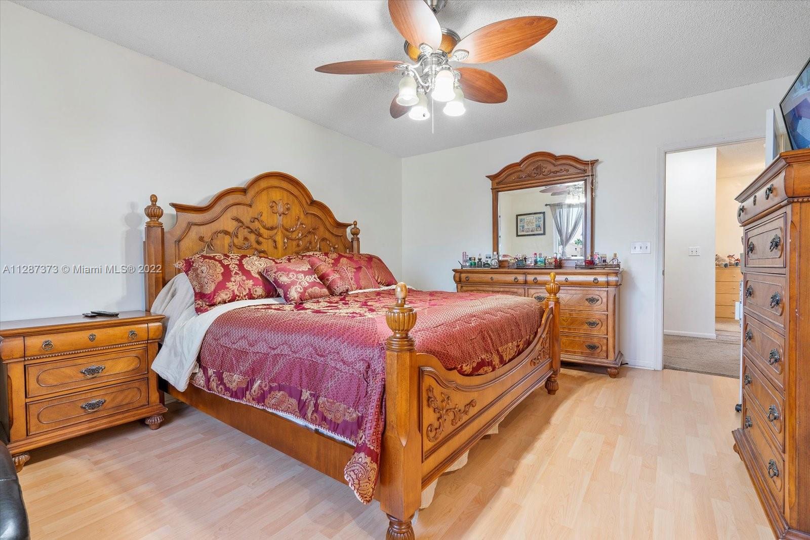 Listing Photo 25
