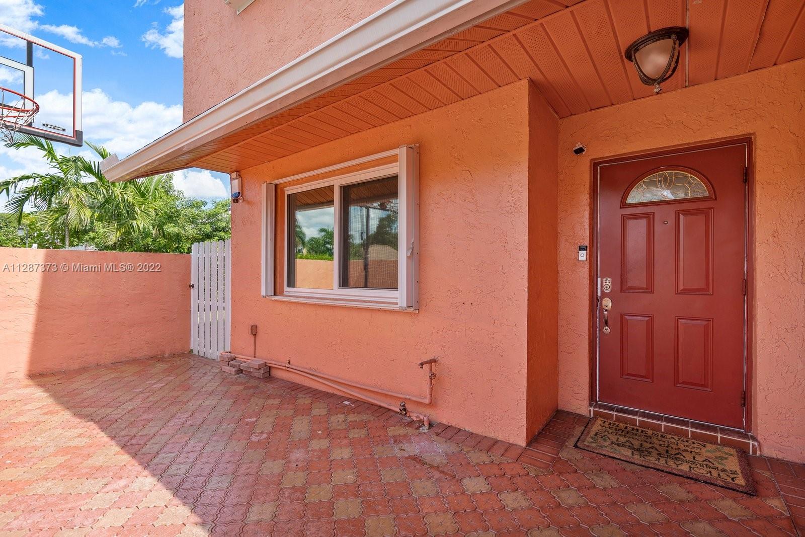 Listing Photo 7