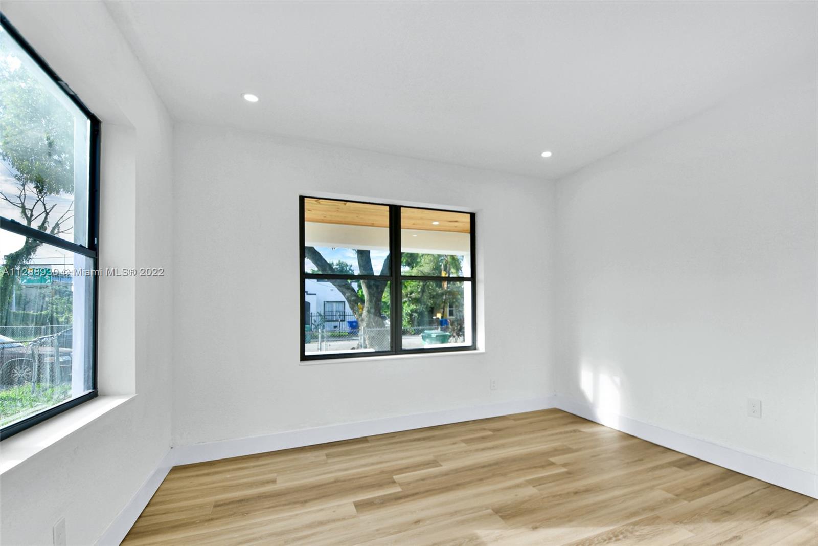 Listing Photo 27