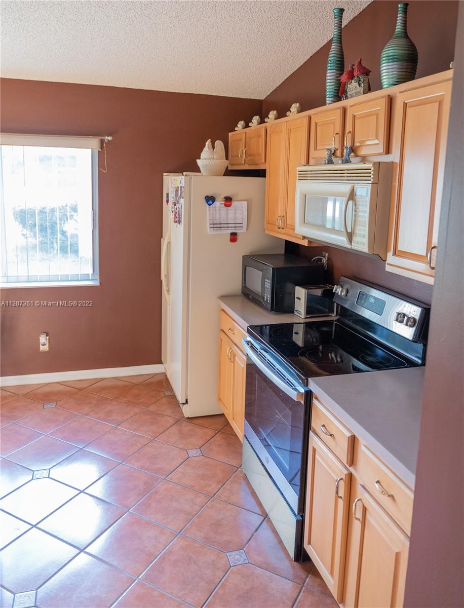 Listing Photo 18