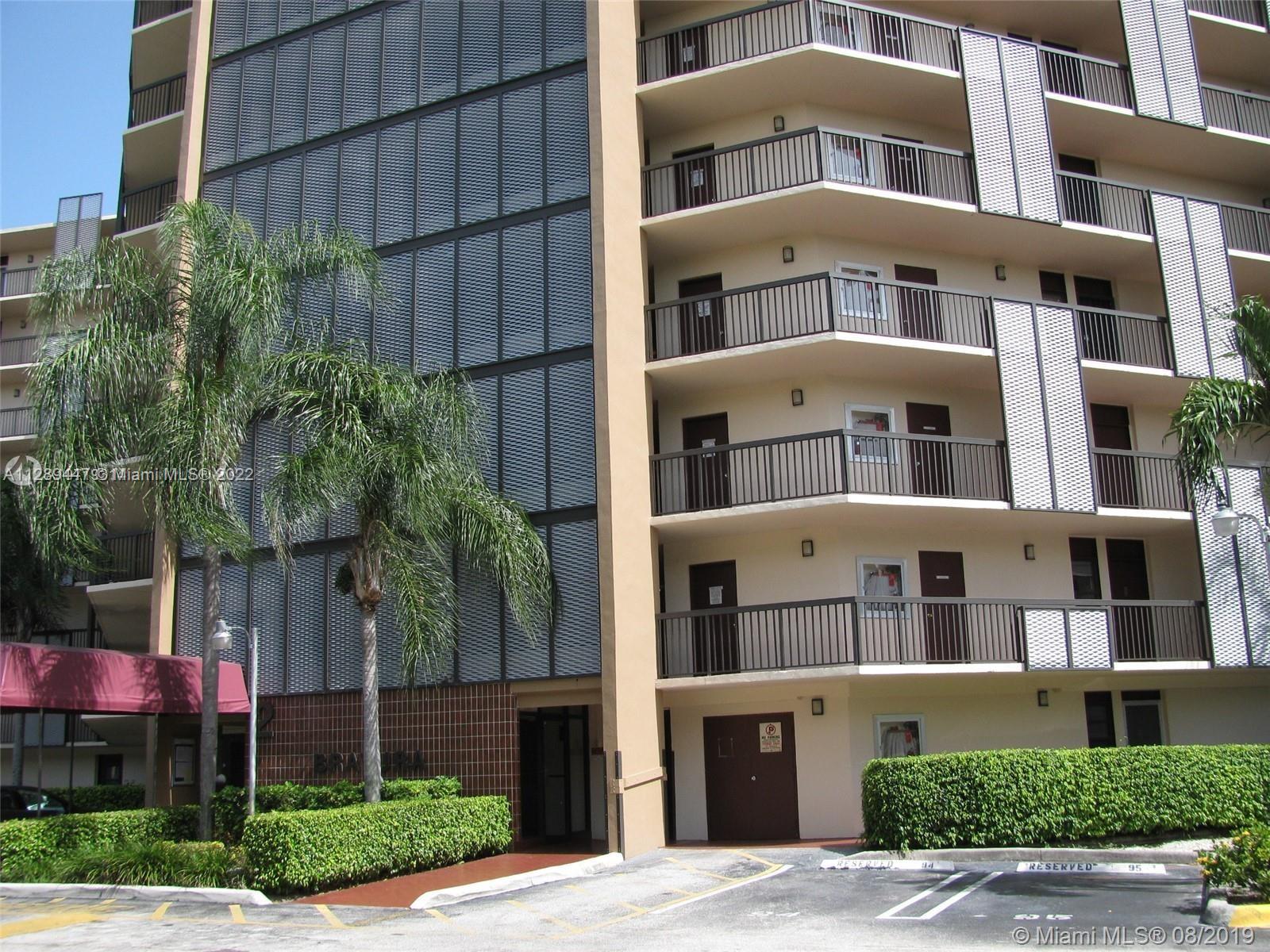 3101 N Country Club Dr #504 For Sale A11289447, FL