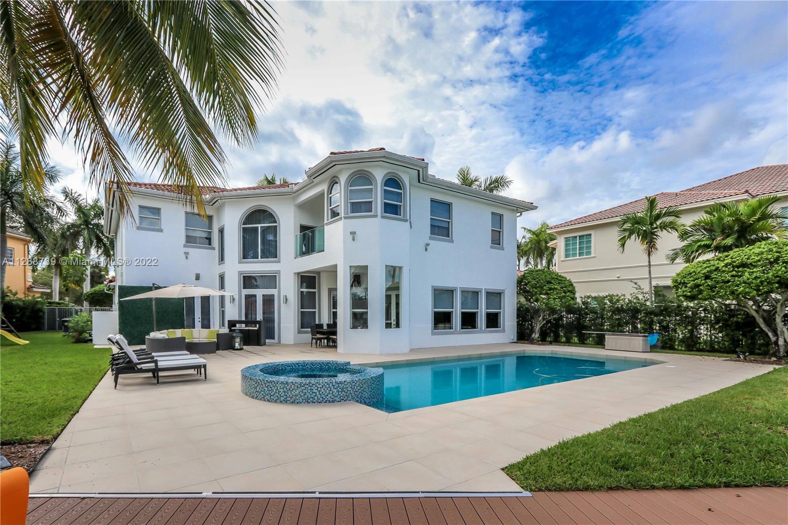 Hollywood FL Waterfront Homes For Sale