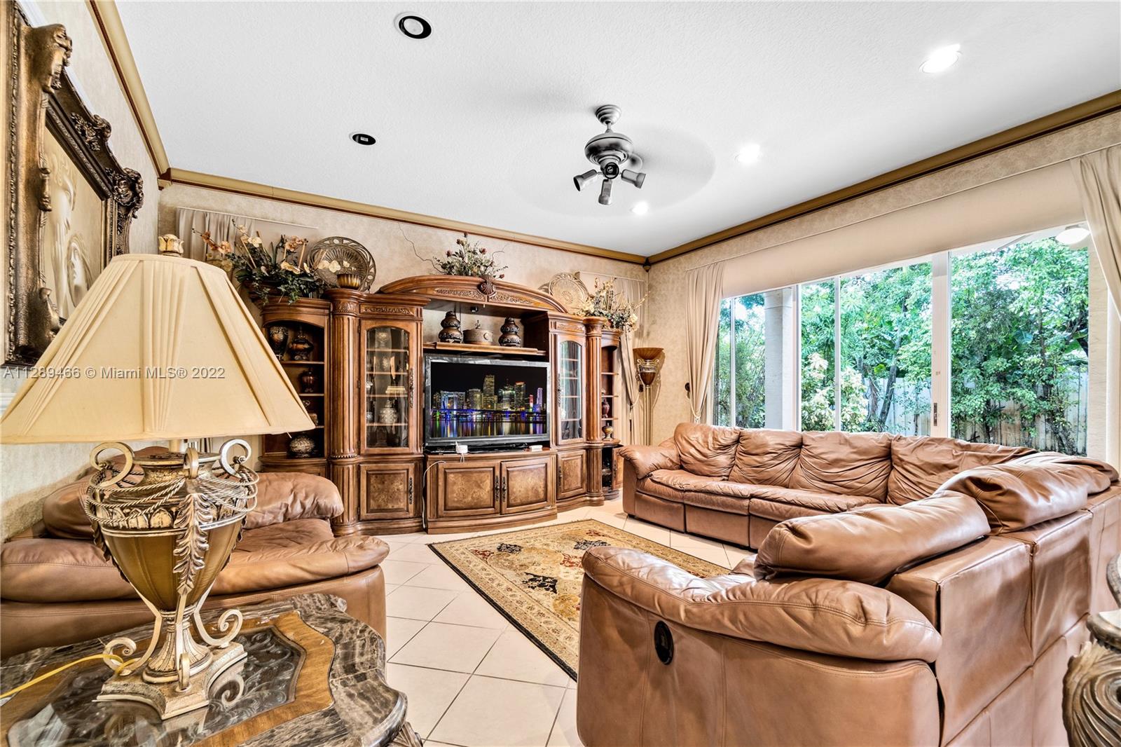 Listing Photo 14