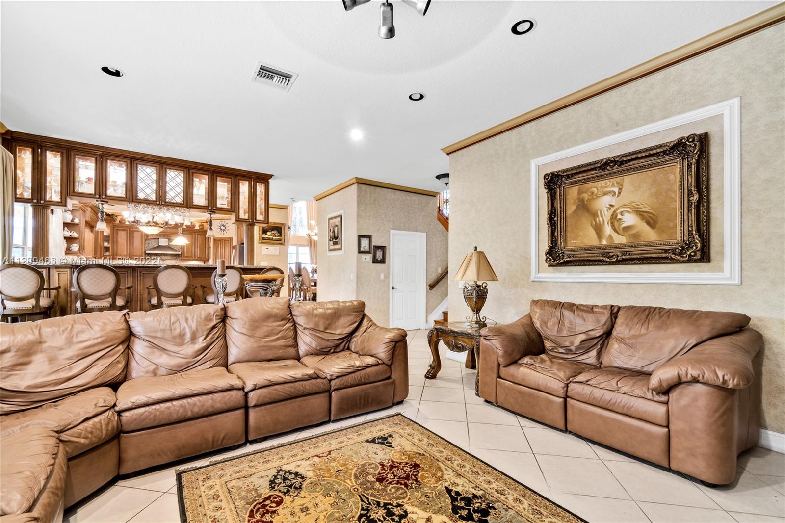 Listing Photo 16