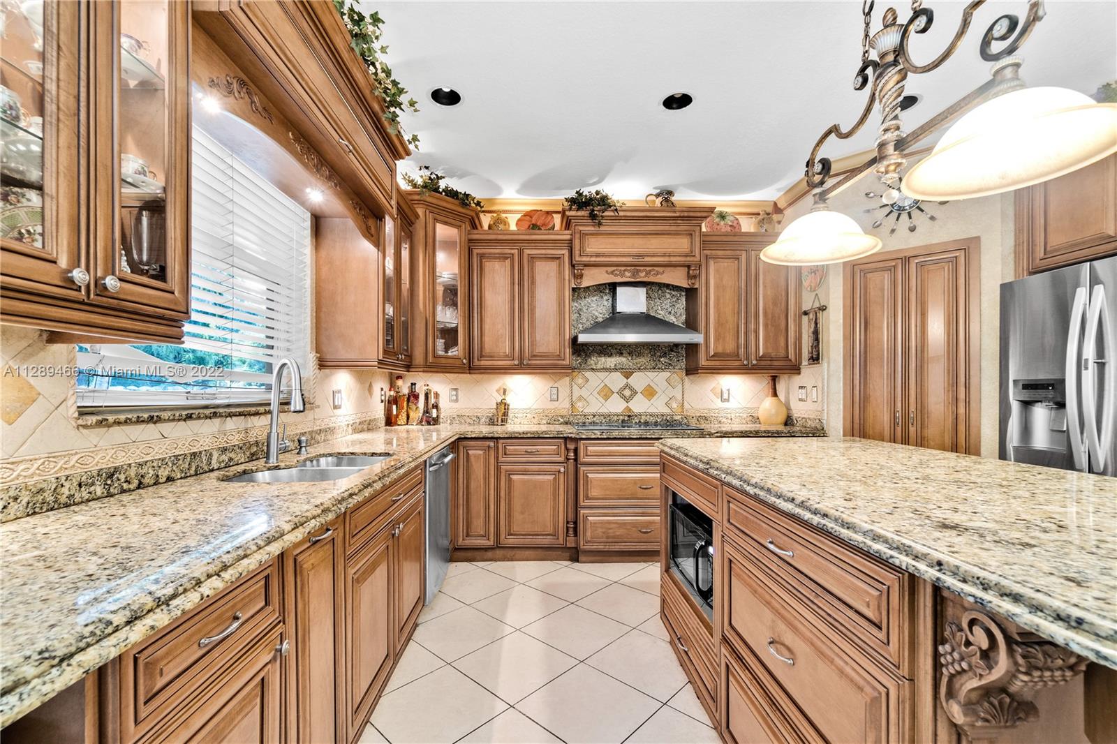 Listing Photo 8