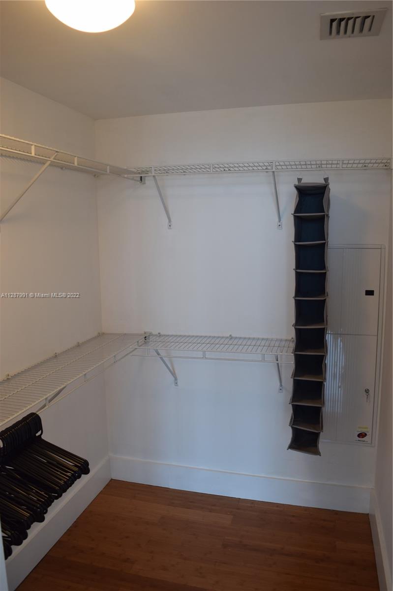 Owners Walk- In Closet