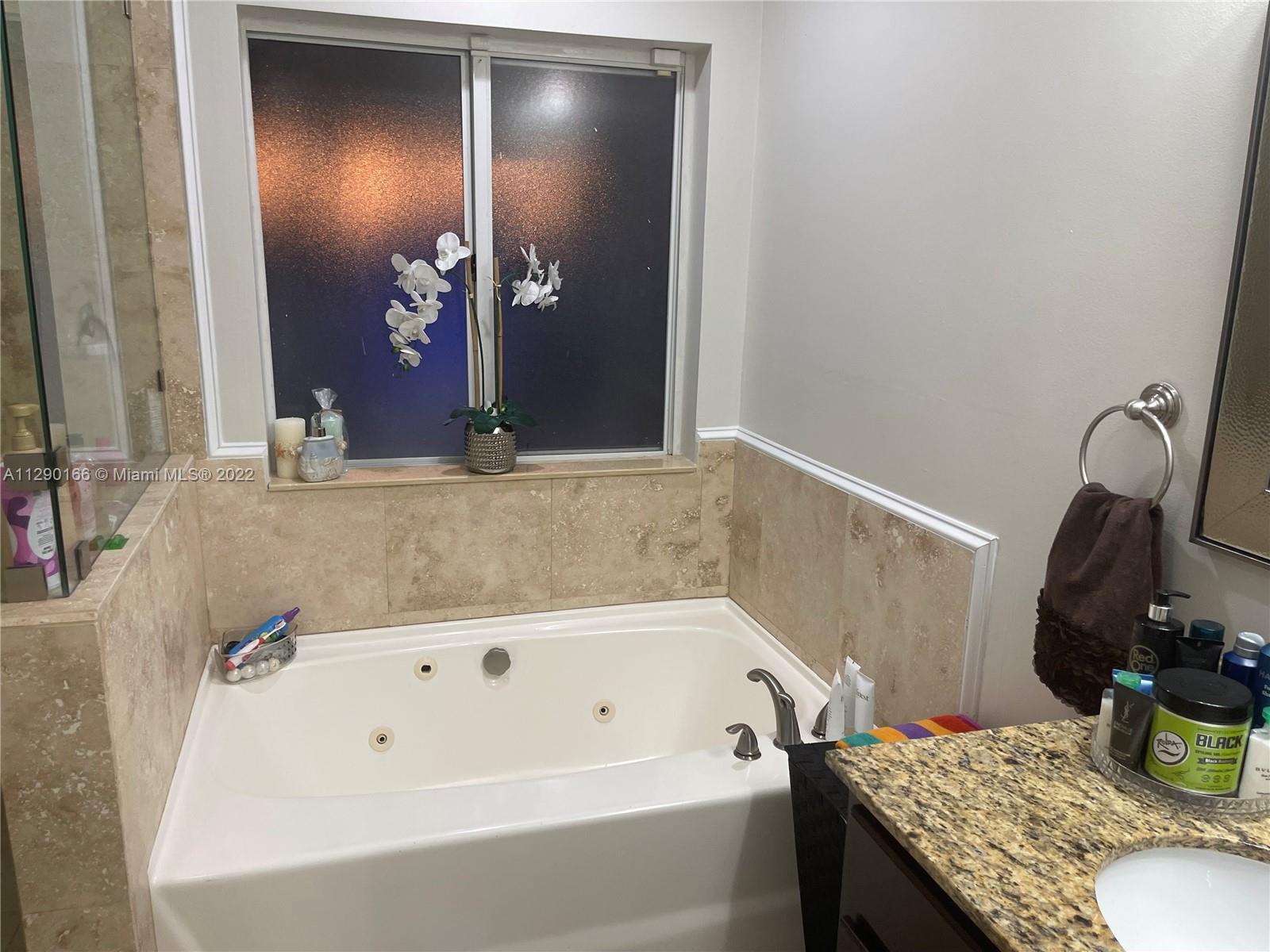 Listing Photo 13