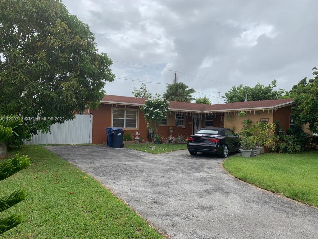 Photo 1 of 16111 98th Ave in Miami - MLS A11290313