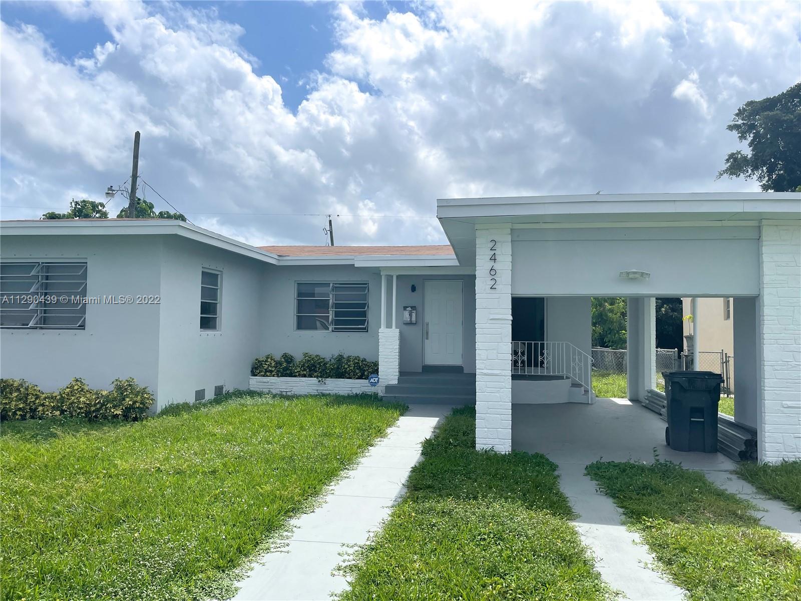 2462  Wiley St  For Sale A11290439, FL