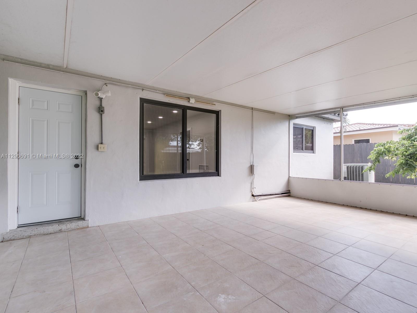 Listing Photo 14