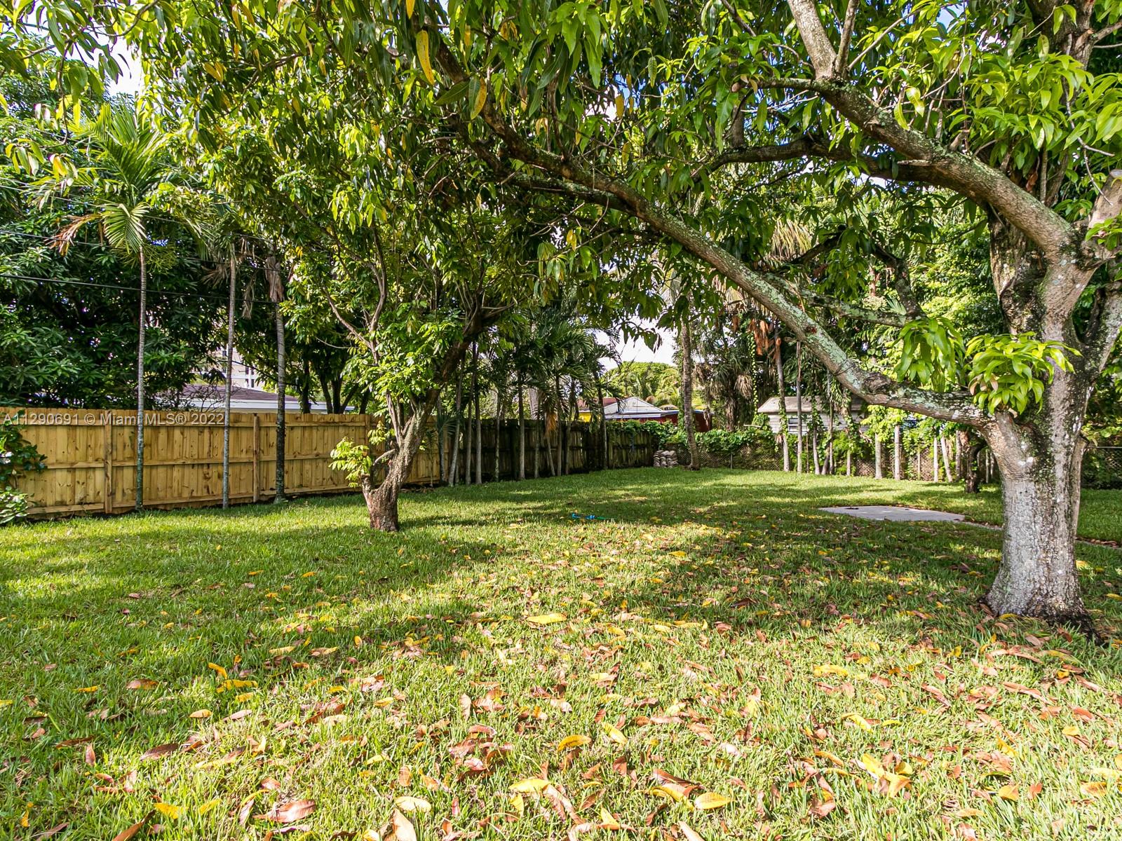 Listing Photo 15