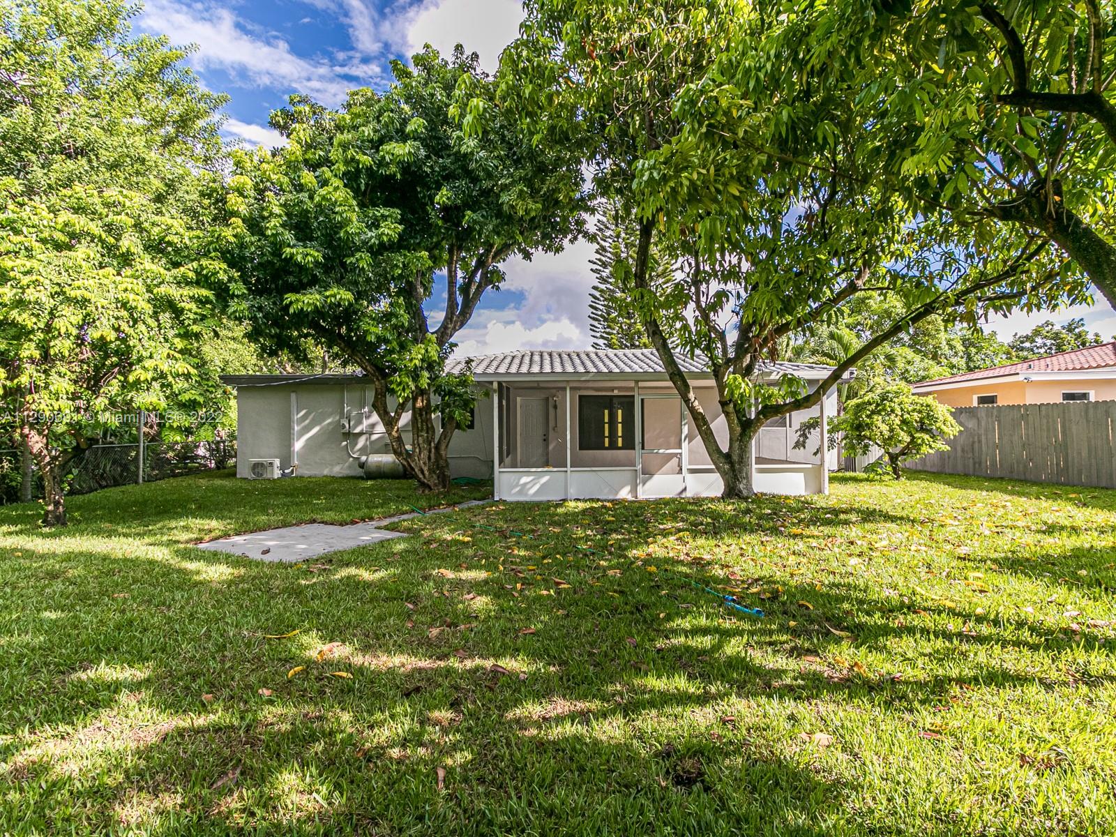Listing Photo 17