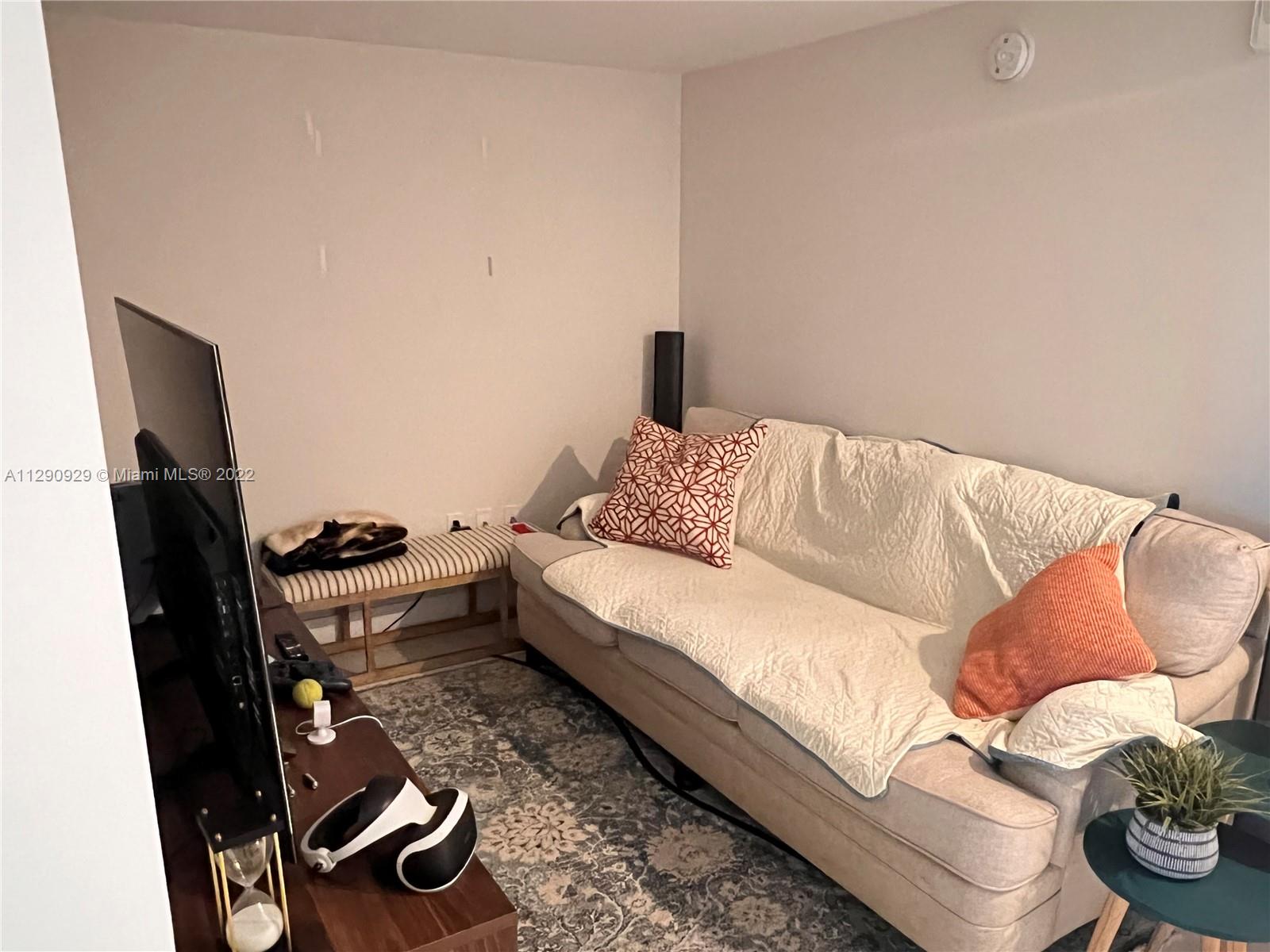 DEN 2