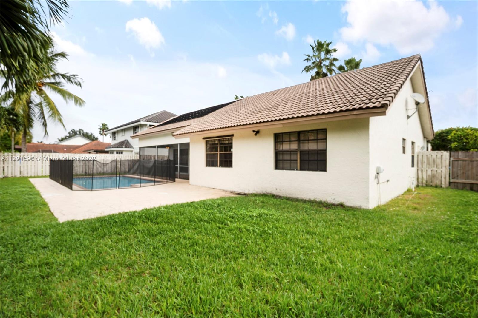 831 Somerset Ave, Davie, Florida image 31